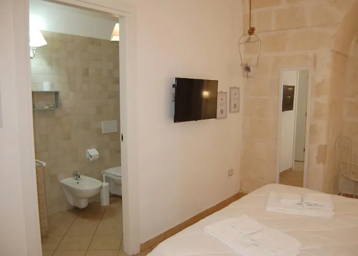 Antica Mateola بيت ضيافة 4*